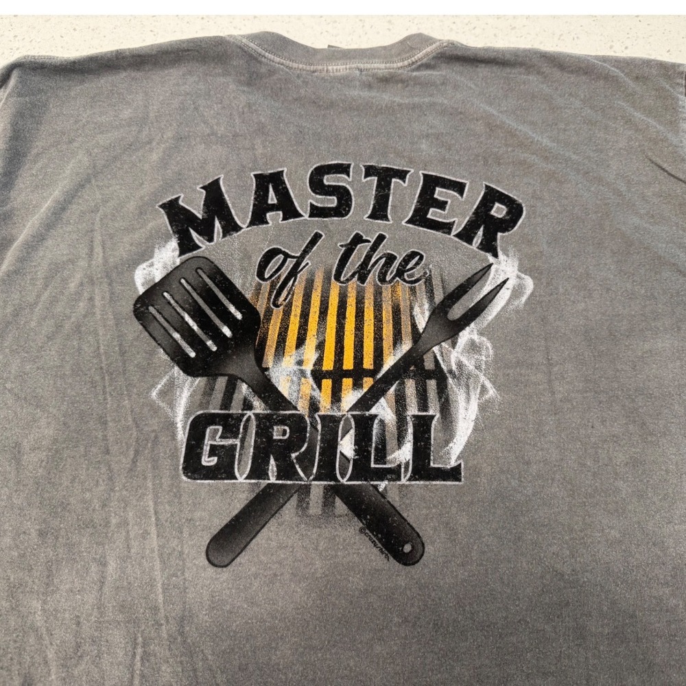 Crazy Shirts Master of the Grill Mens XL Gray Excellent Casual BBQ Tee